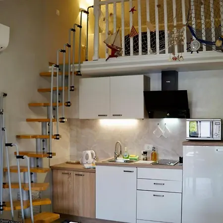Ivo - Two Bedroom Enzo *