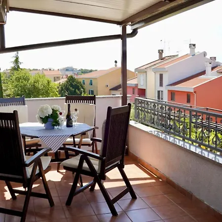 Ivo - Two Bedroom Enzo Rovinj
